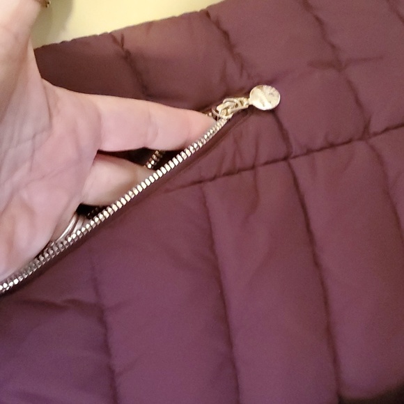 Bernardo Down & PrimaLoft® Walker Jacket In Garnet Size XS NWOT'S - Picture 5 of 15